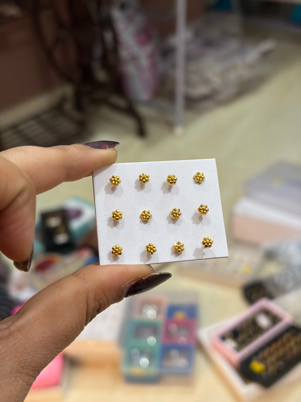 Flower Nose Pin