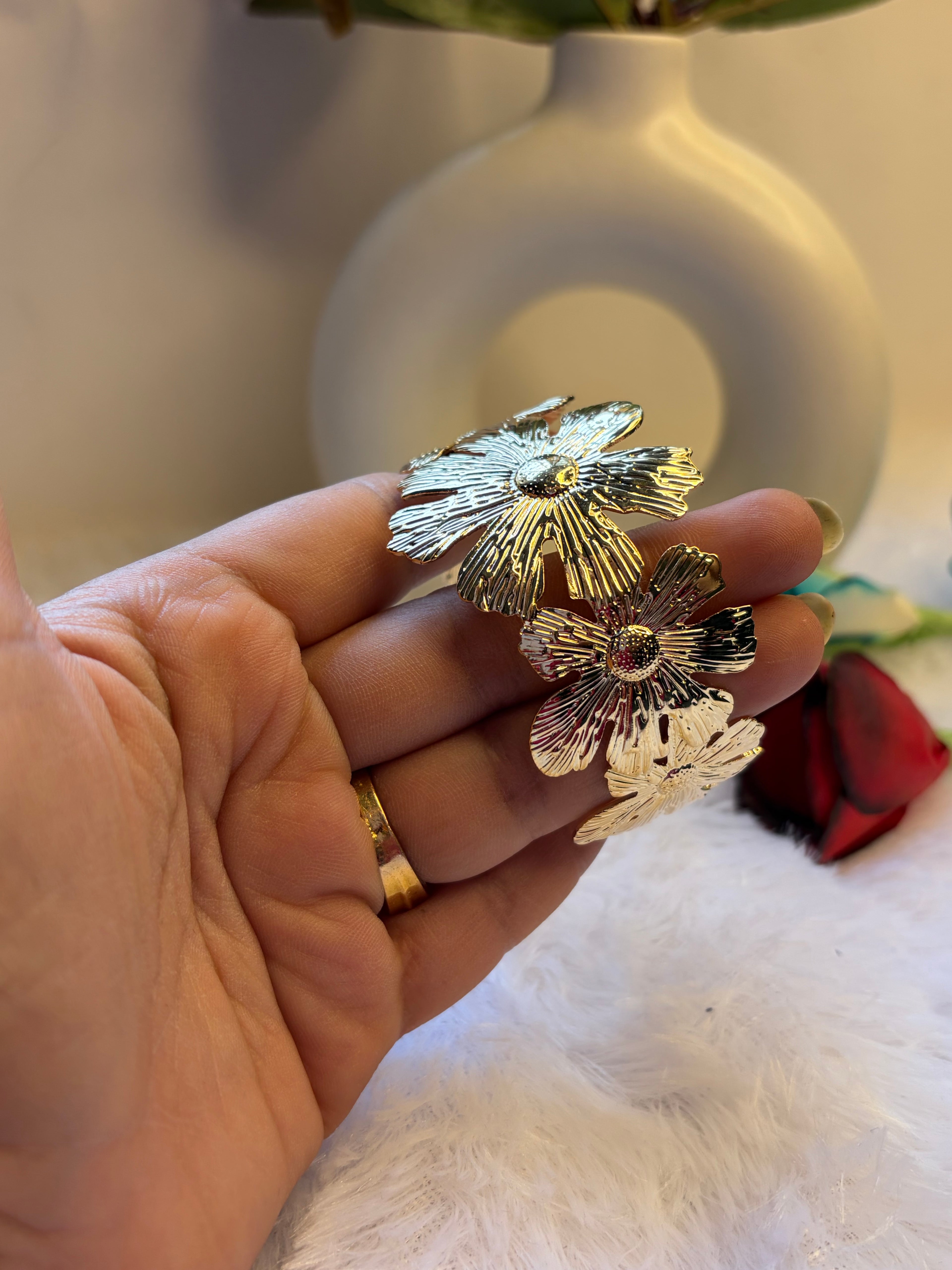 Big floral Kada