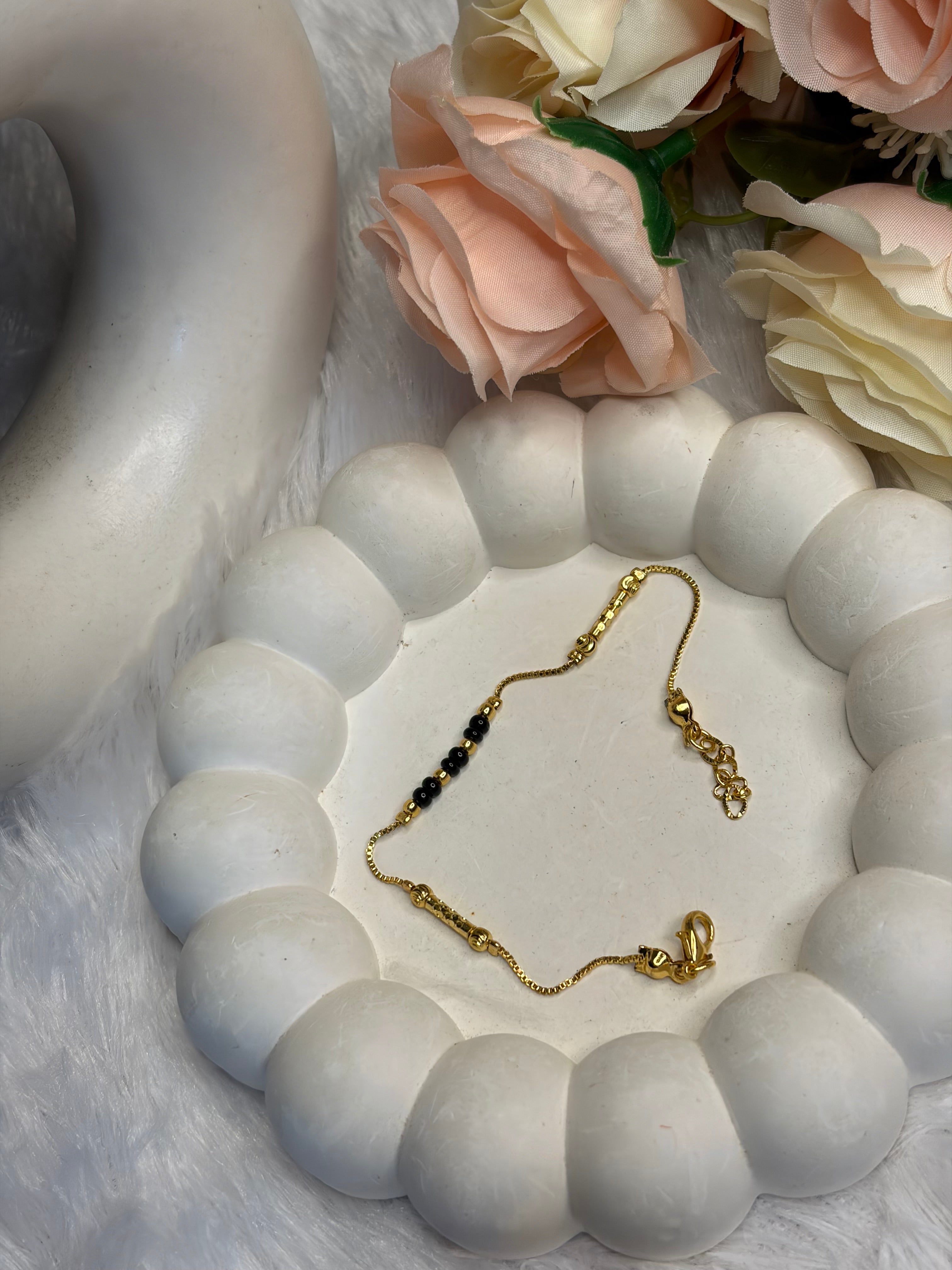 Black Beads Chain Braclet