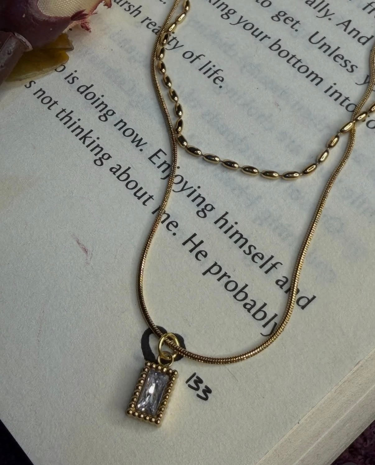 Double layered white stone chain