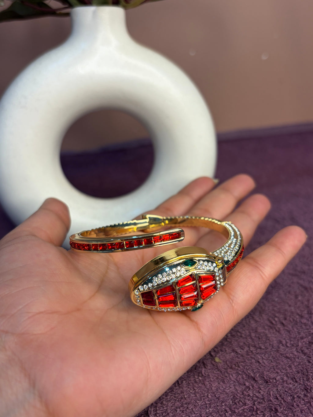 Red Snake Watch kada