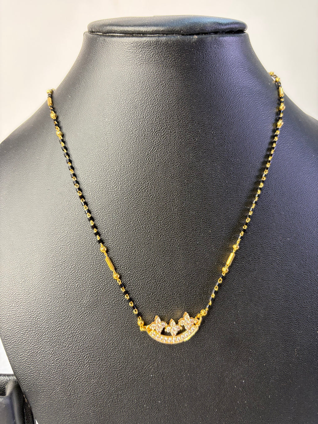 Three Star Short Black Beads