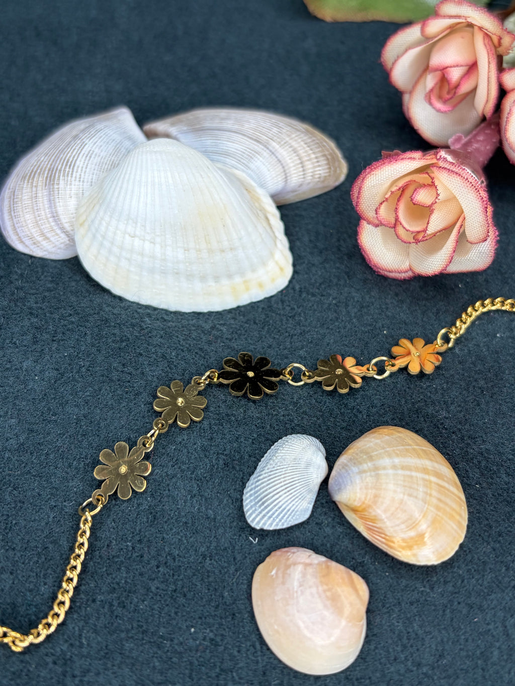 Five Flower Chain Braclet