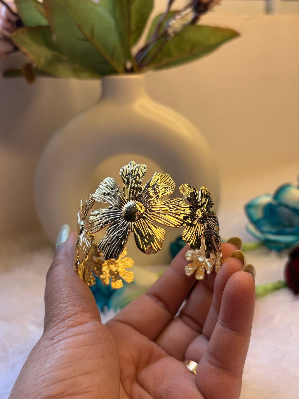 Big floral Kada