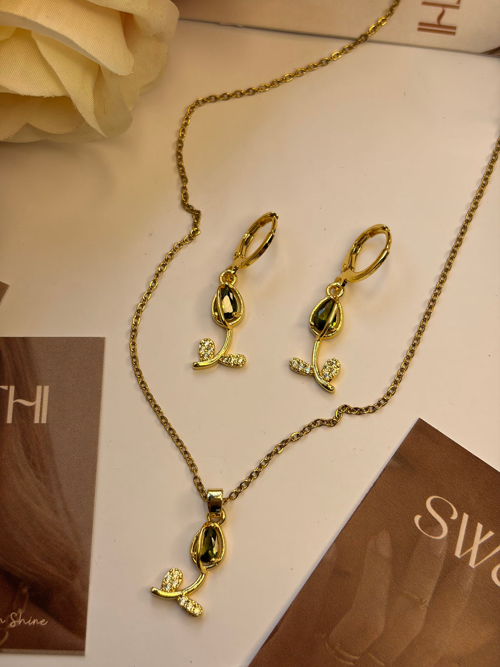 Light Green Tulip Earrings With Chain