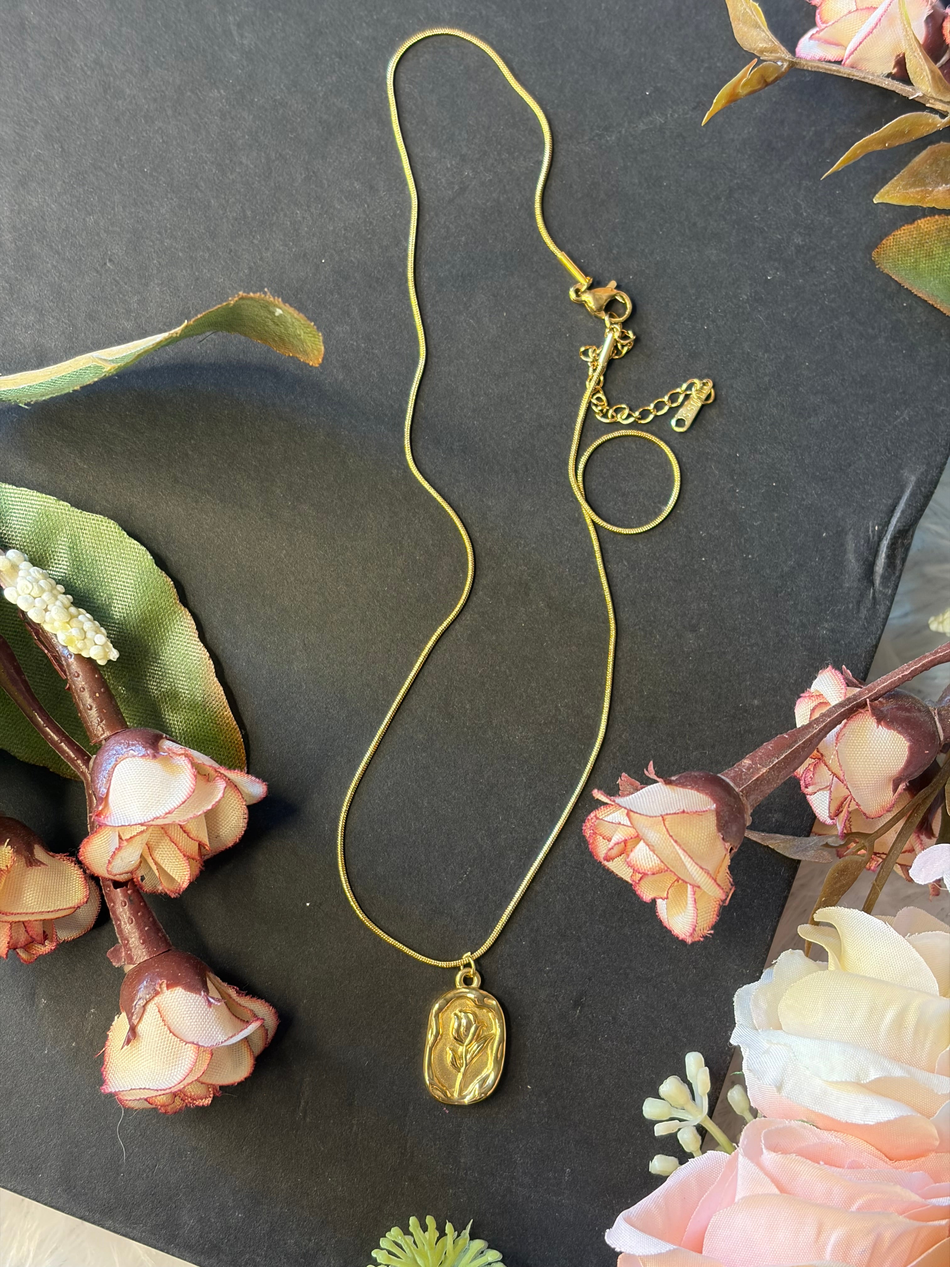 Anti Tarnish Rose Pendant chain