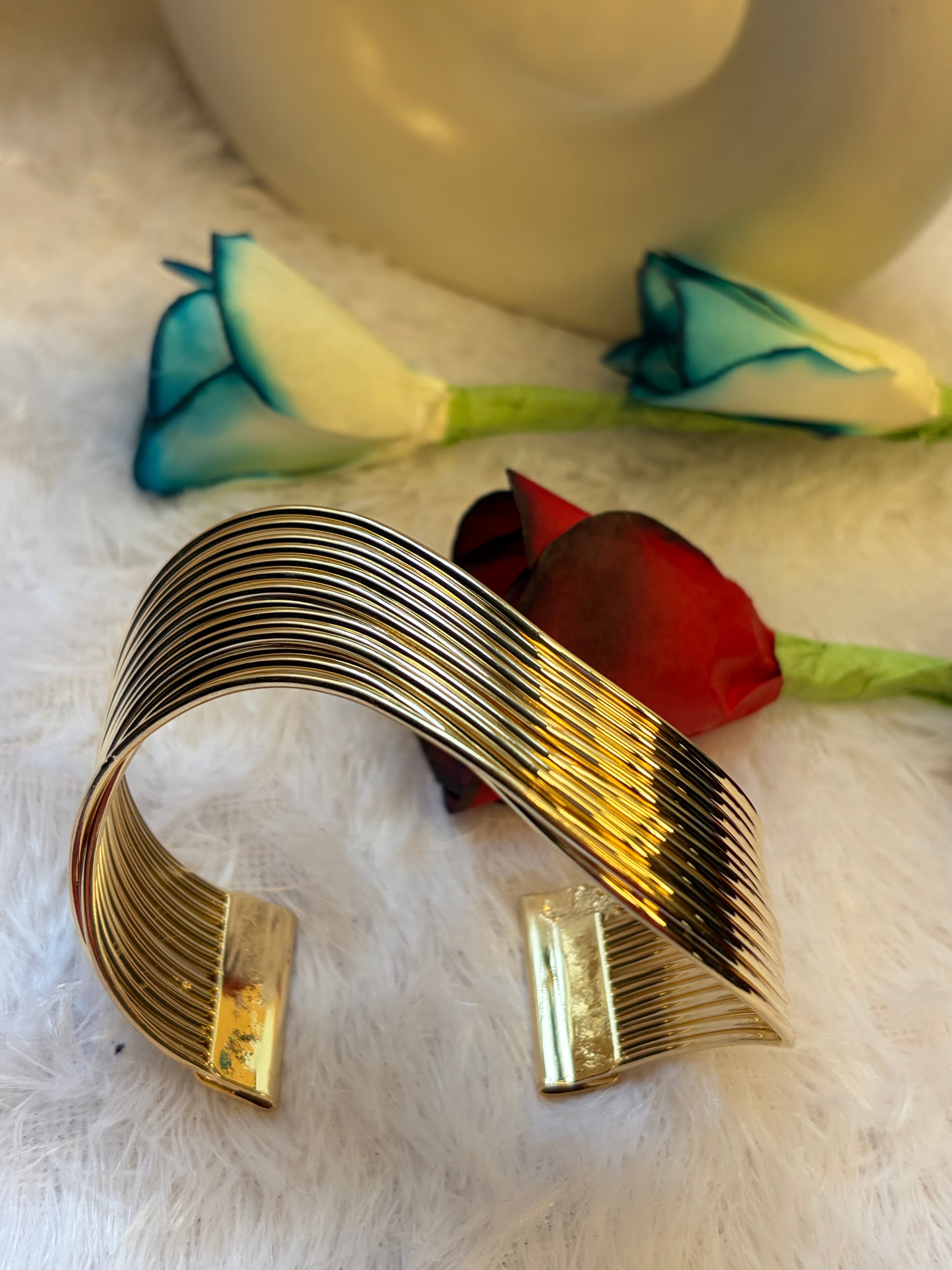 Gold Kada