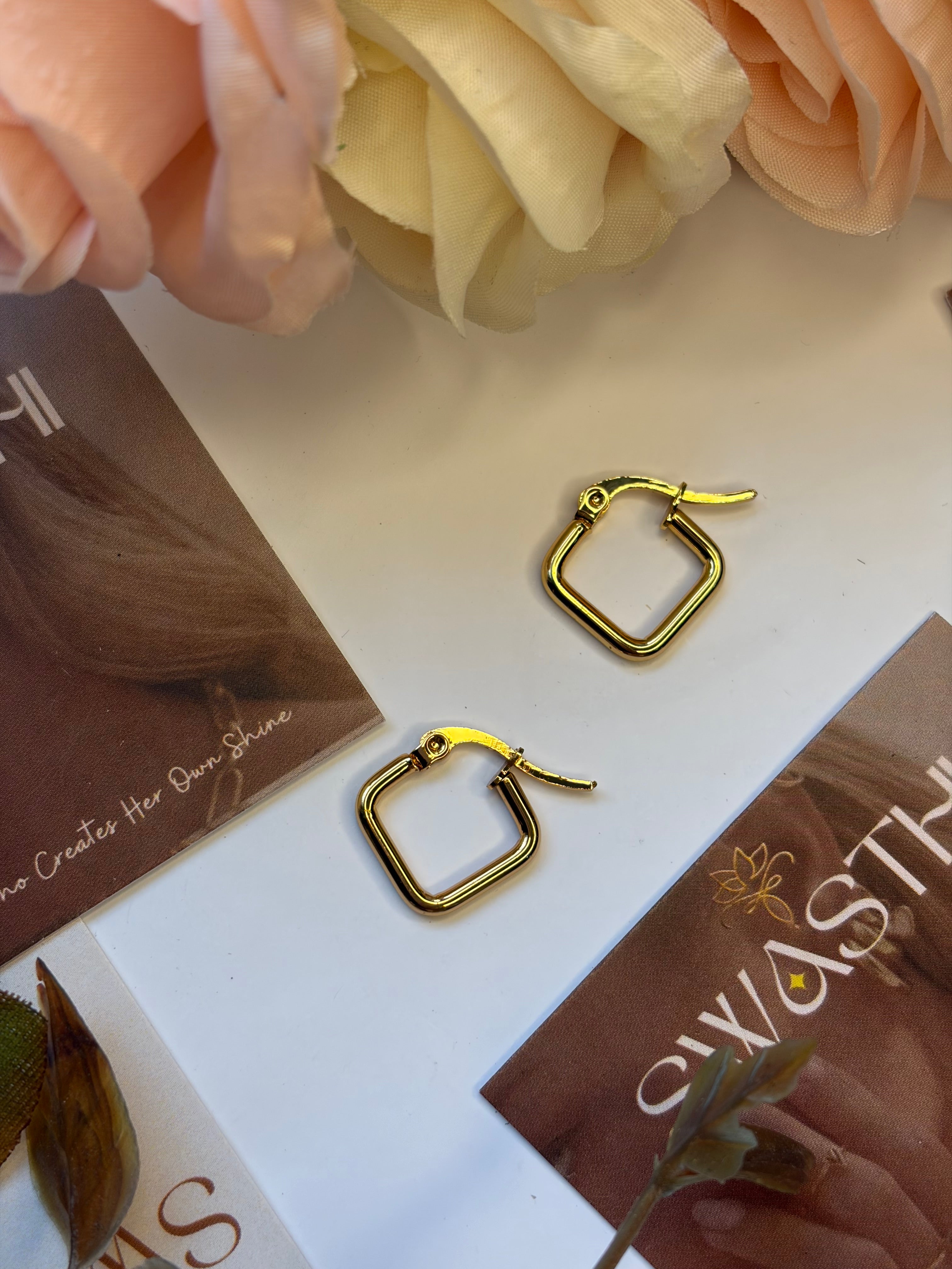 small square Hoops