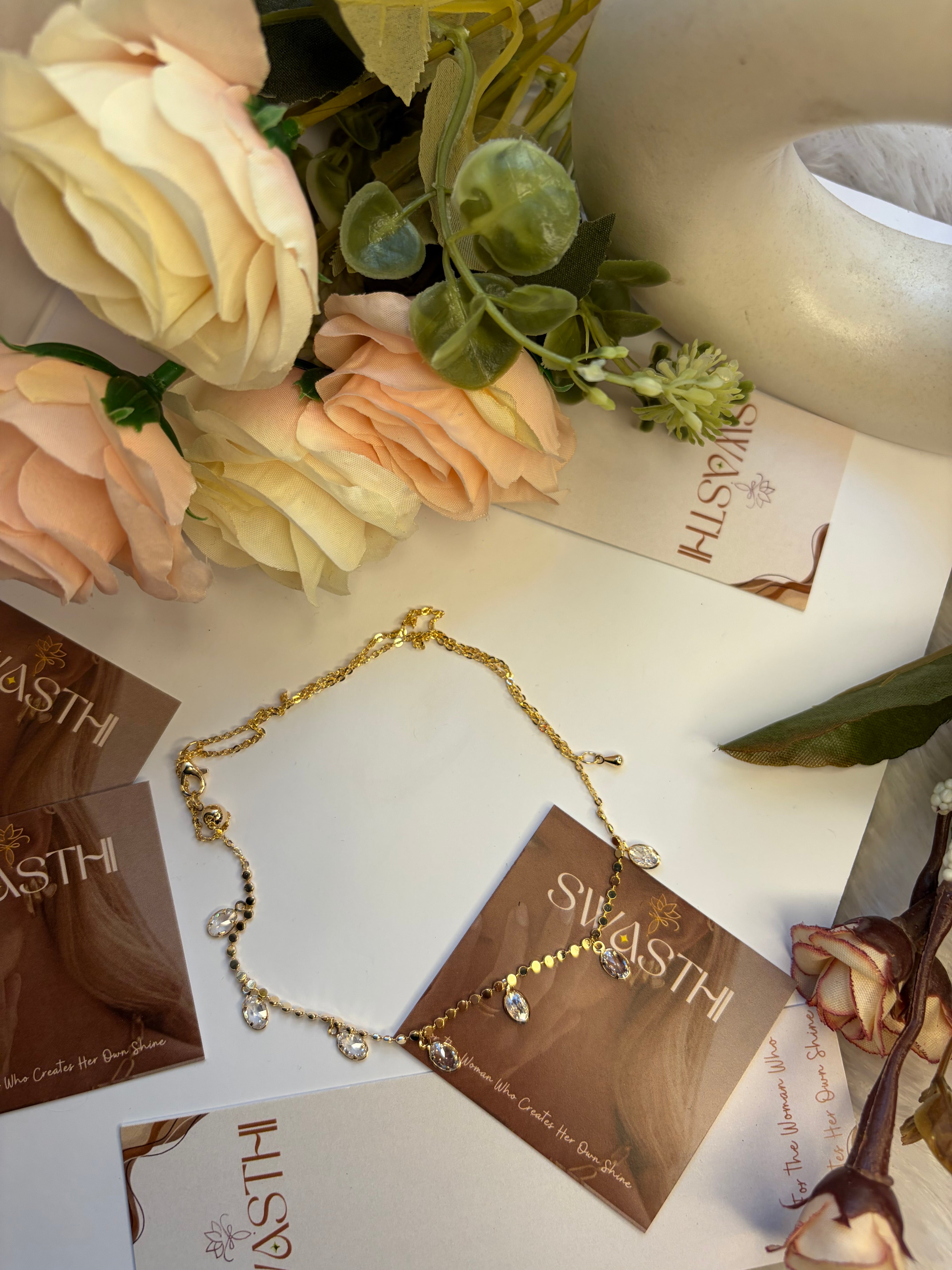 Gold Oval Charms Necklace Chain