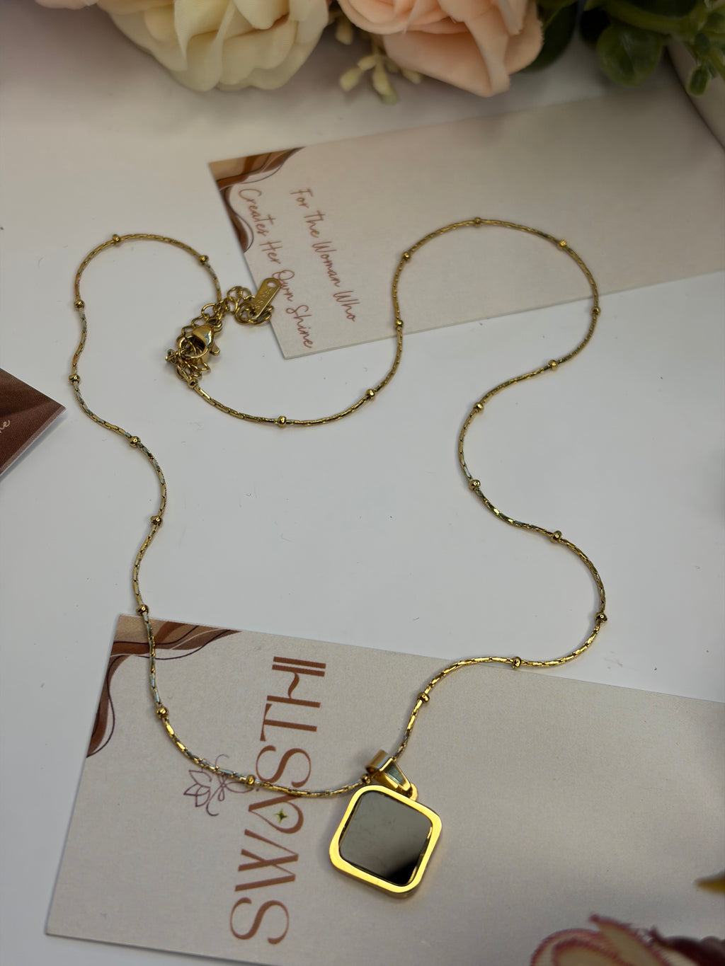 Black Geometric Pendant Chain