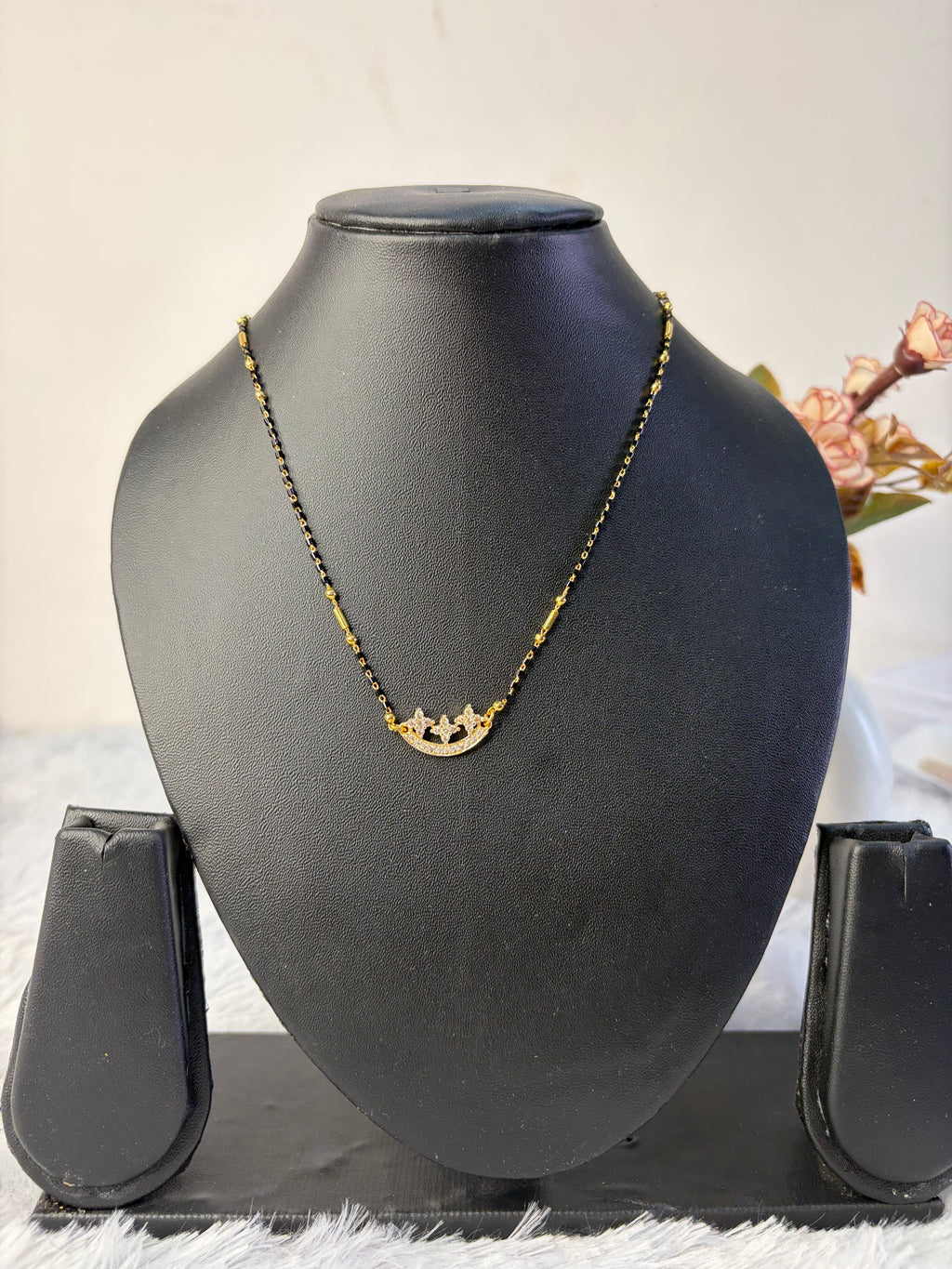 Three Star Short Black Beads