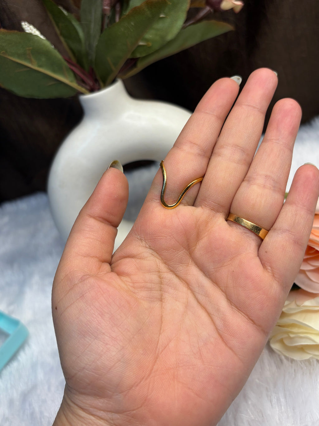 Vanki Ring with Pink Stone