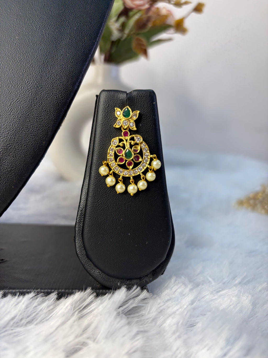 Traditional Neckset